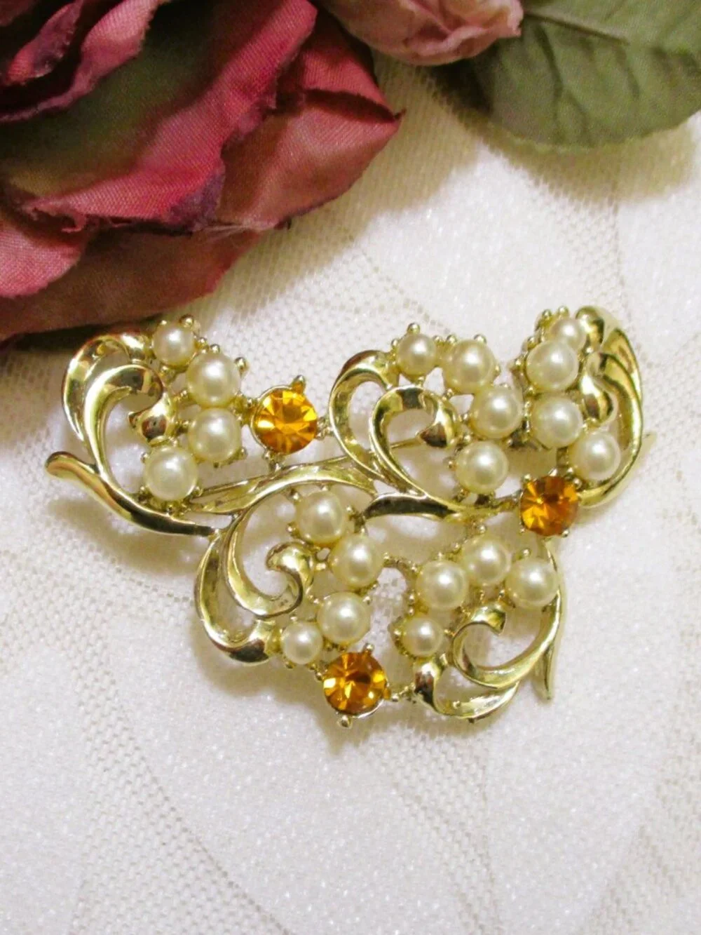 Vintage ART NOUVEAU Brooch: Goldenrod Rhinestone Pearl Swirl, Gold Plate